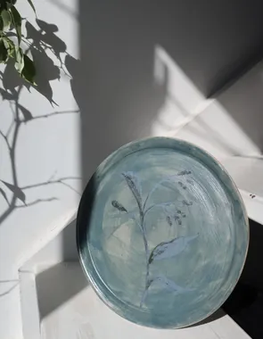 Hand painted bud plate